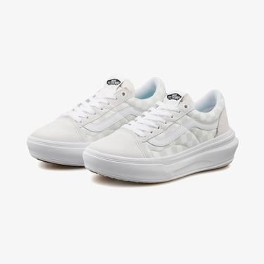  Vans Ua Old Skool Overt Cc Kadın Beyaz Sneaker