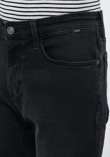  Mavi Nicholas Dark Smoke Mavi Black Jean Şort 0416081307