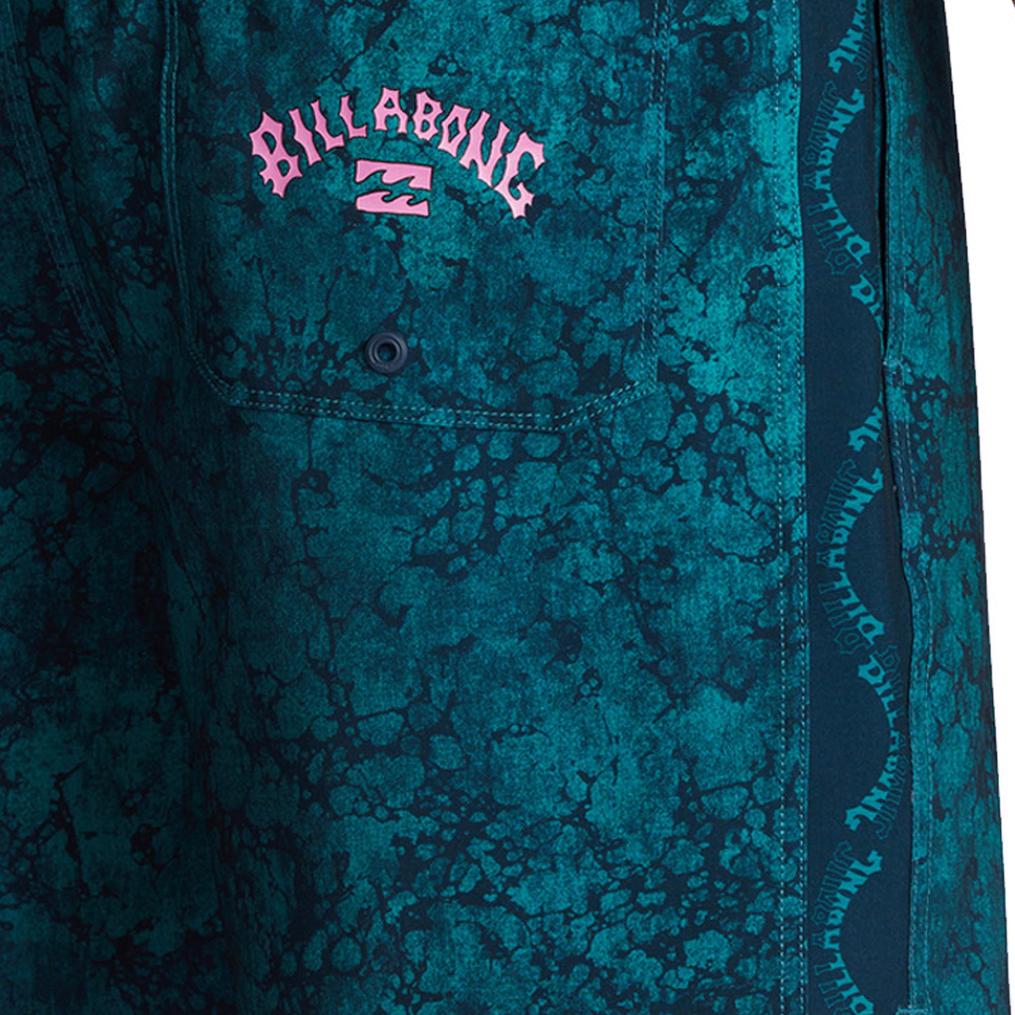 Billabong Riot Layback Erkek Mavi Volley Short