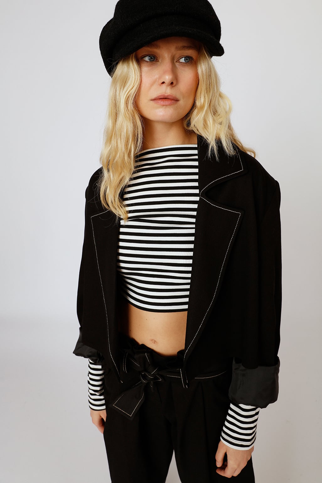  Çizgili Kayık Yaka Croptop