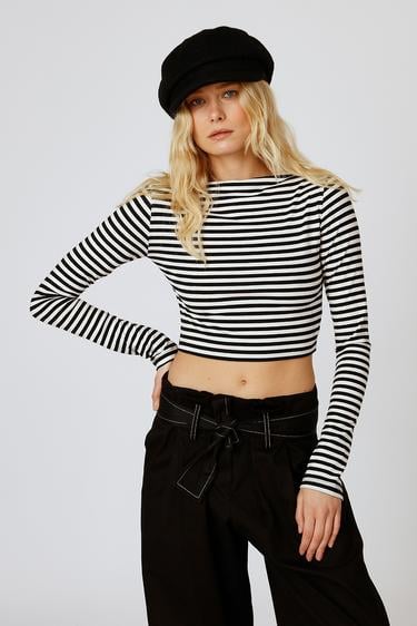  Çizgili Kayık Yaka Croptop