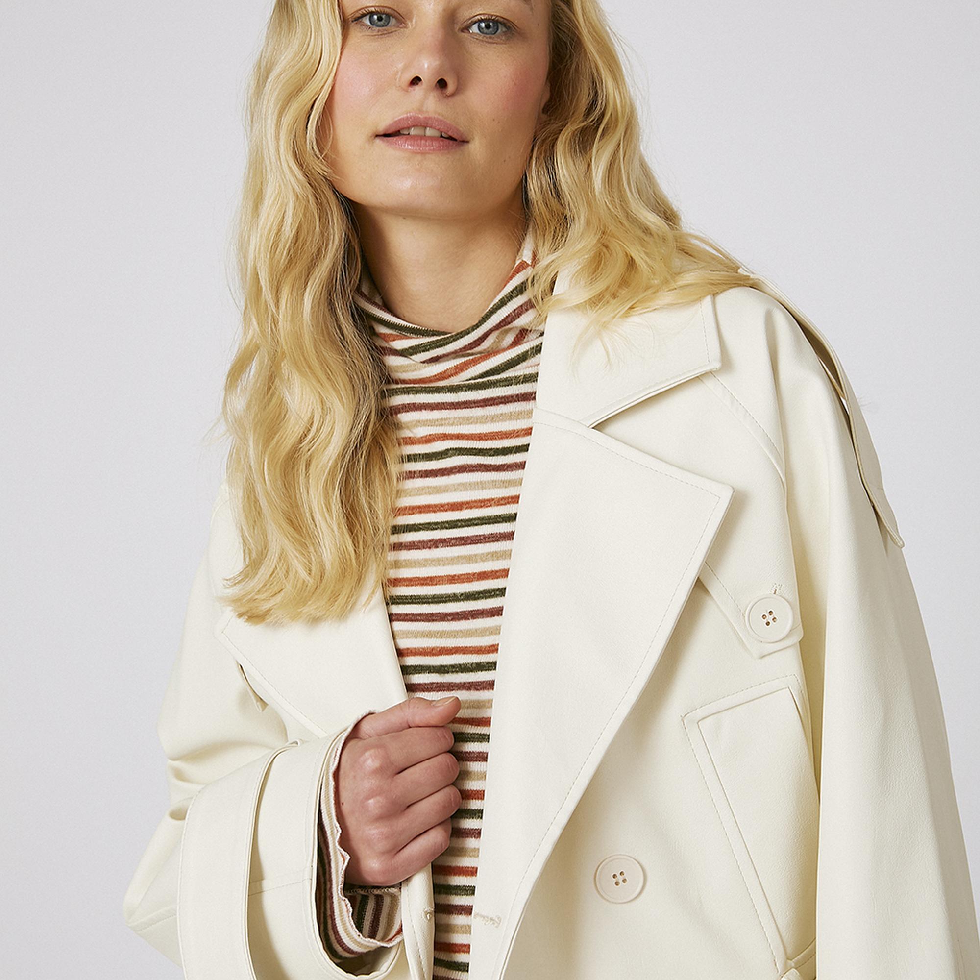 Dik Yaka Oversize Bluz