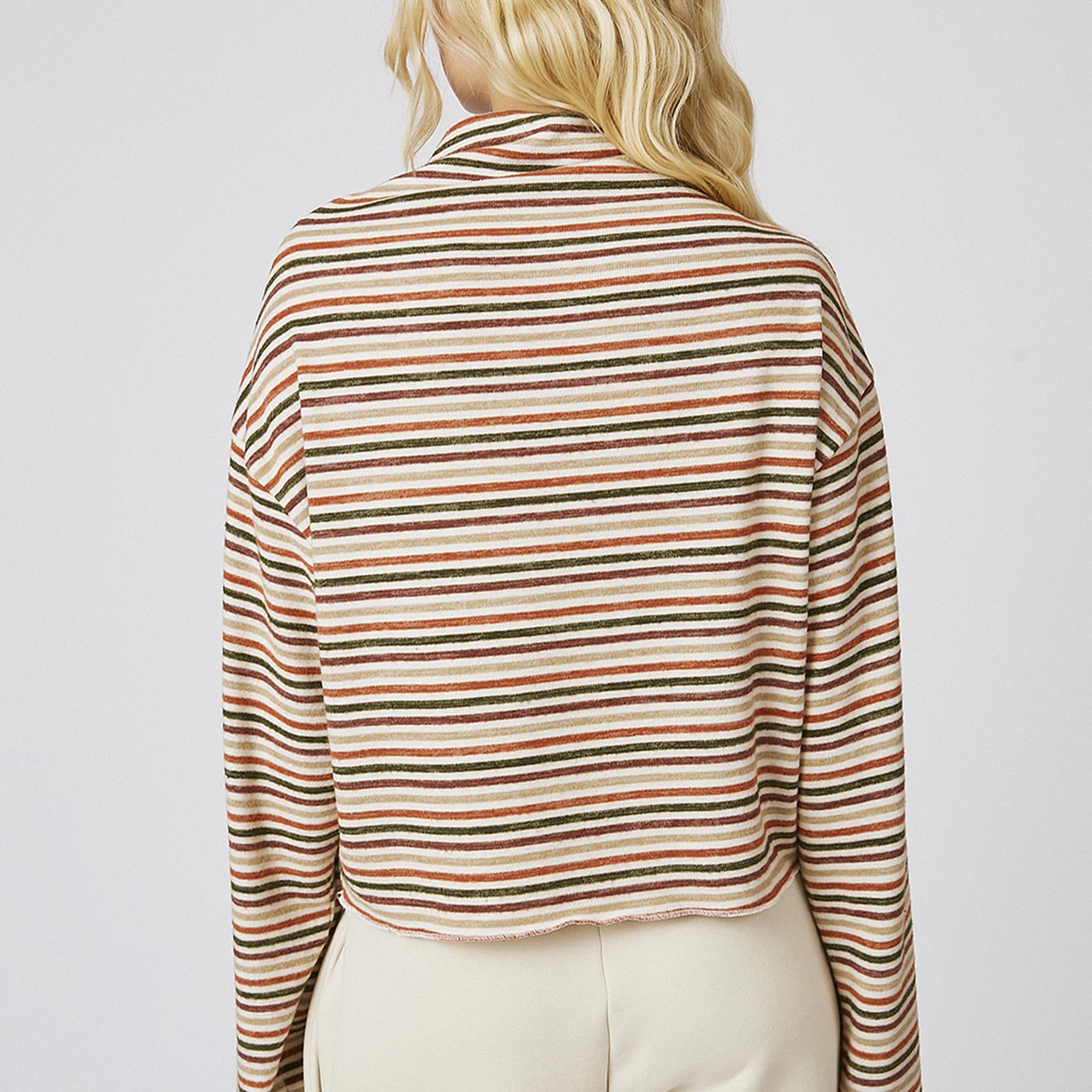 Dik Yaka Oversize Bluz