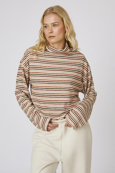  Dik Yaka Oversize Bluz