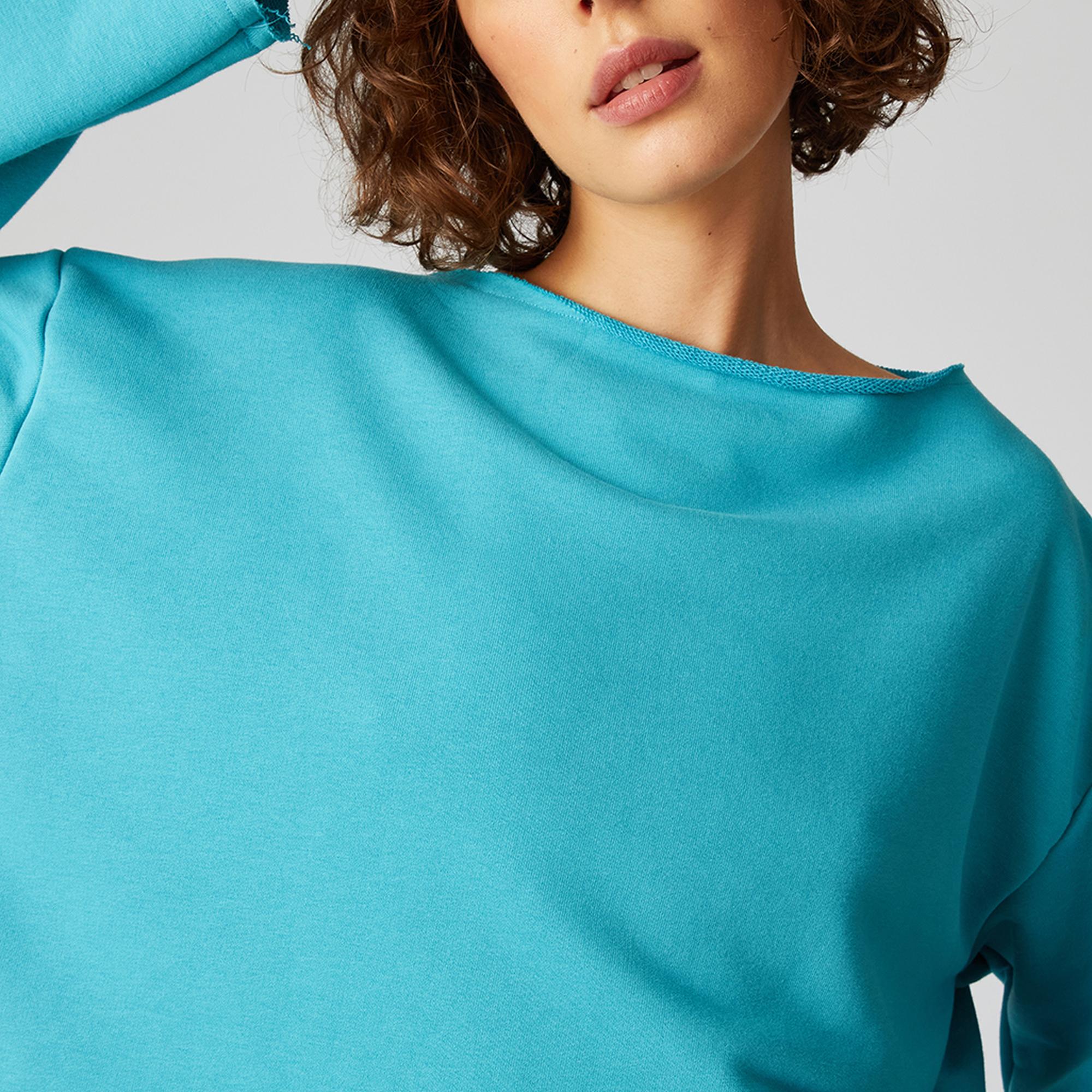 Kayık Yaka Crop Sweatshirt