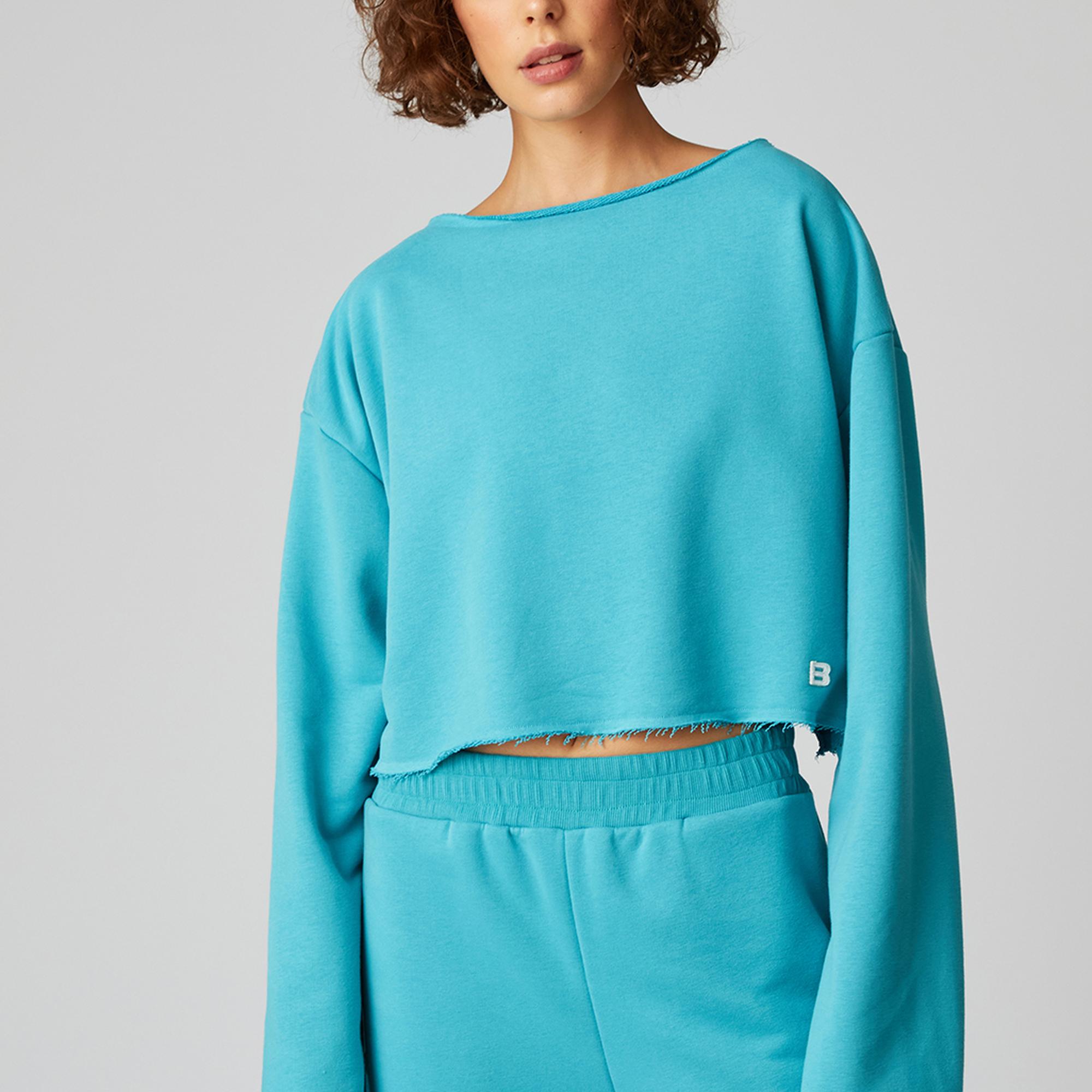 Kayık Yaka Crop Sweatshirt