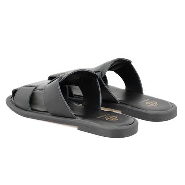  Kadın Siyah Deri Terlik