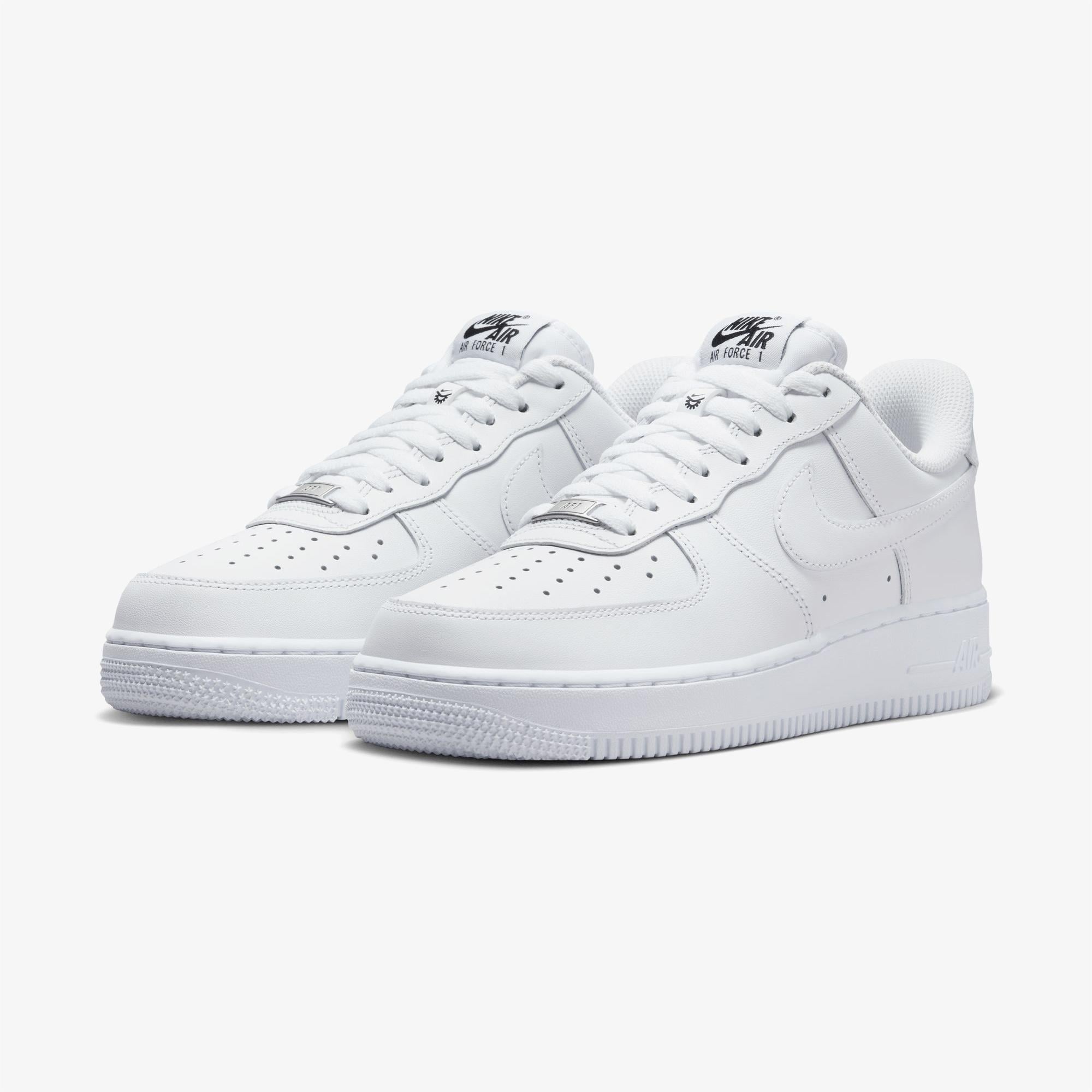 Nike Air Force 1 '07 Flyease Kadın Beyaz Spor Ayakkabı