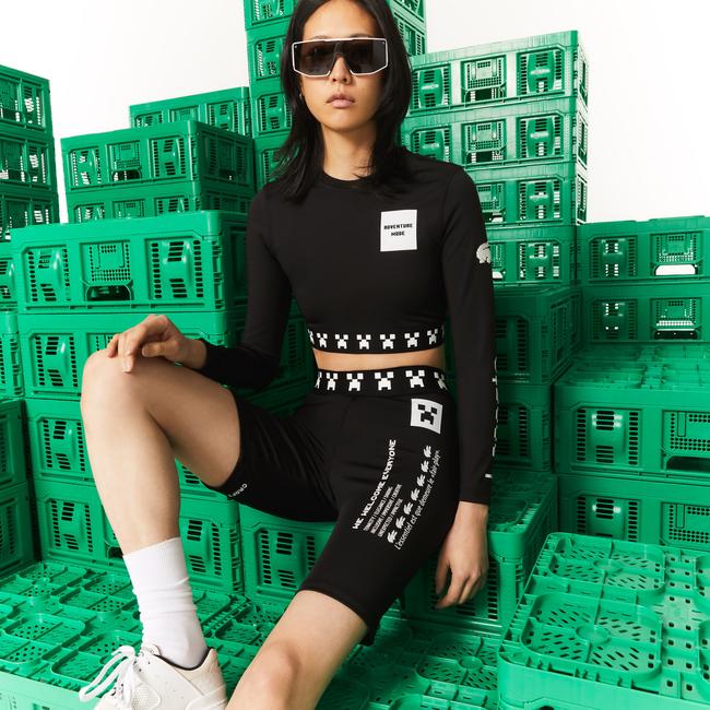  Lacoste X Minecraft Kadın Slim Fit Baskılı Siyah Şort