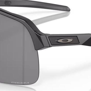  Oakley Sutro Lite Erkek Gözlük