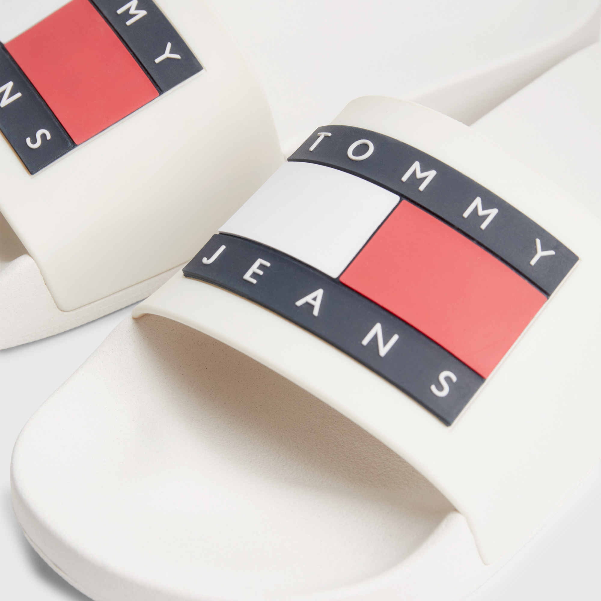 Tommy Hilfiger Tommy Hilfiger Aqua Erkek Beyaz Terlik FashFed'de! Beyaz - 7. görsel