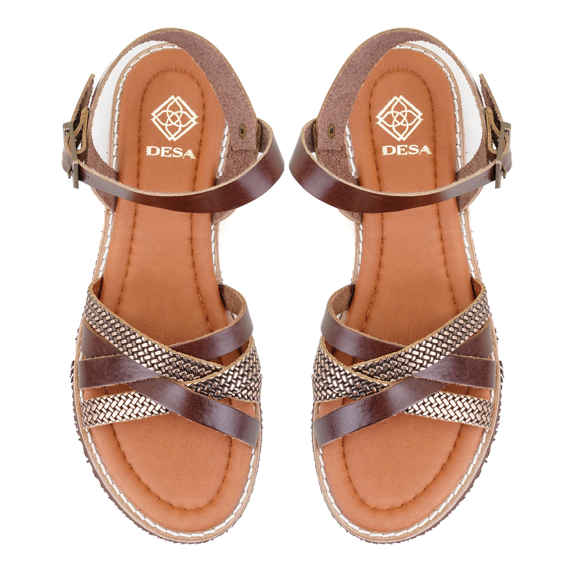 Kadın Kahve Ayarlanabilir Tokalı Deri Sandalet