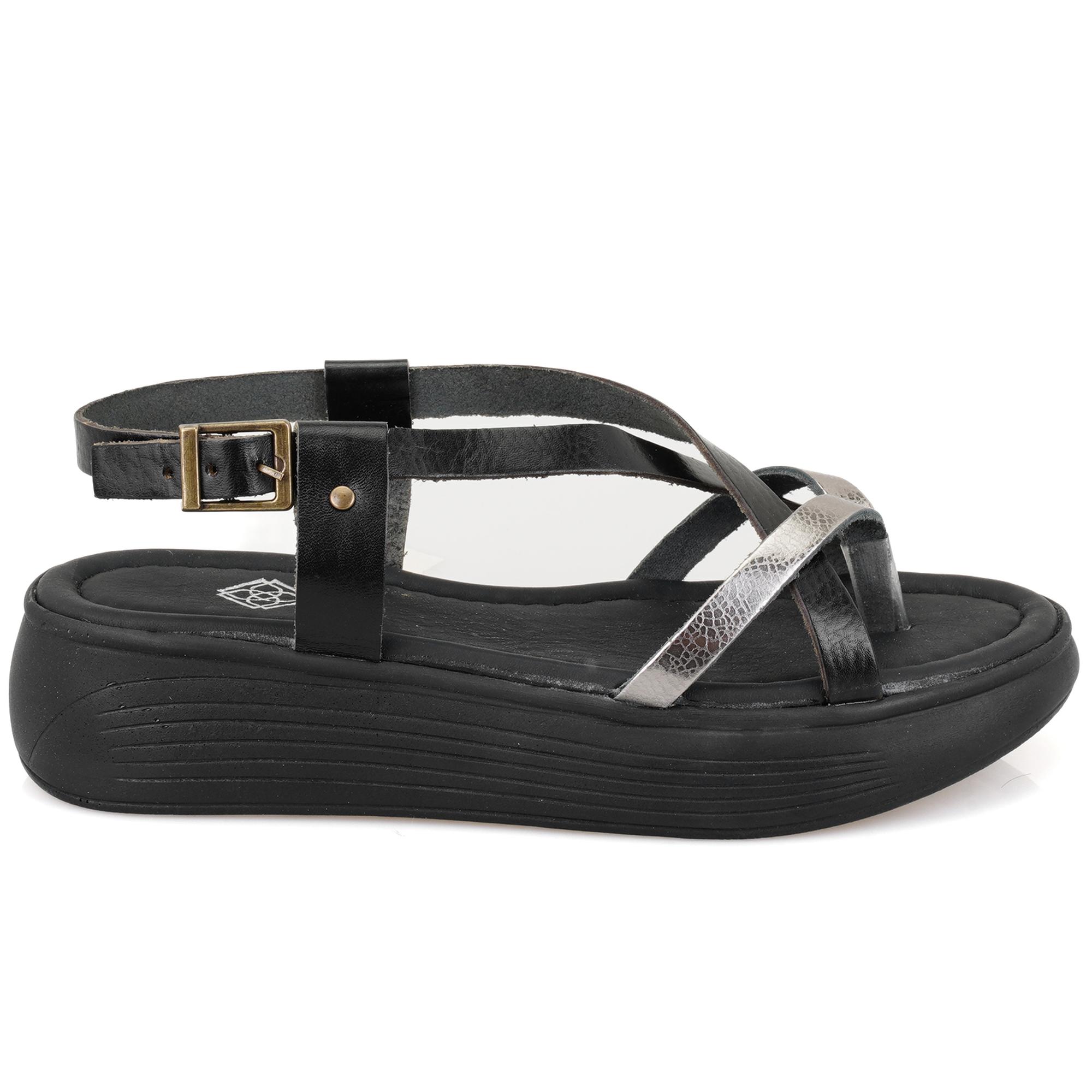 Kadın Siyah Dolgu Tabanlı Deri Sandalet