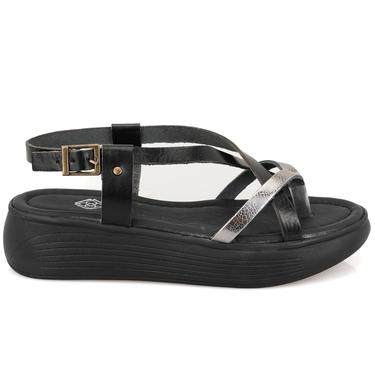  Kadın Siyah Dolgu Tabanlı Deri Sandalet