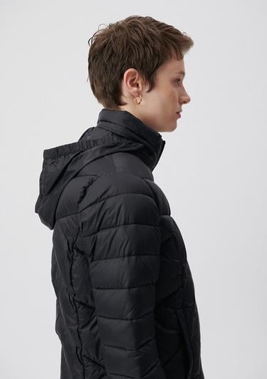  Mavi Dik Yaka Siyah Şişme Mont 110698-900