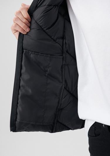  Mavi Dik Yaka Siyah Şişme Mont 110698-900