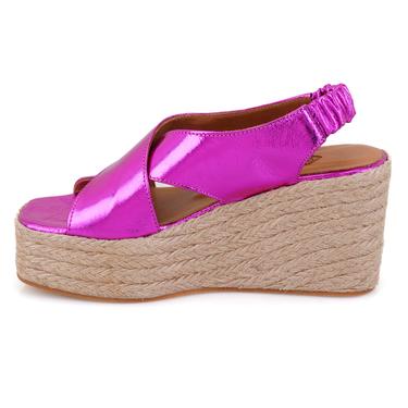  Kadın Fuşya Dolgu Topuklu Deri Sandalet