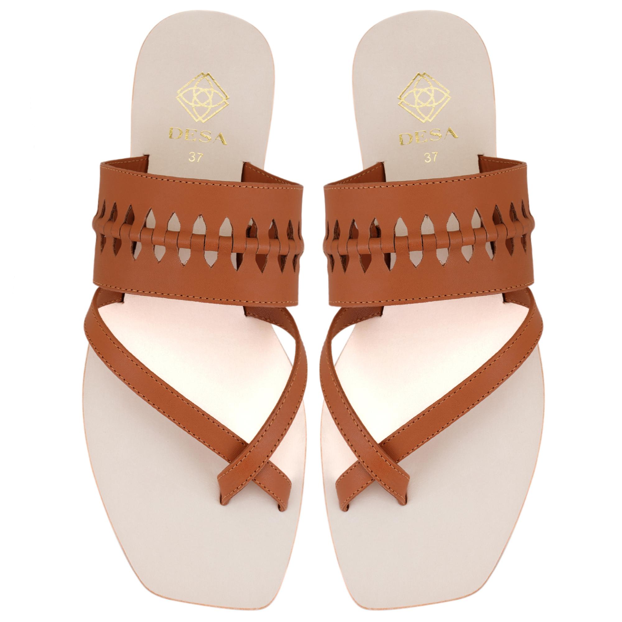 Kadın Kahve Parmak Arası Deri Terlik