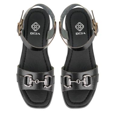  Kadın Siyah Ayarlanabilir Tokalı Deri Sandalet