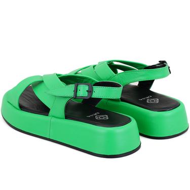  Kadın Yeşil Dolgu Tabanlı Deri Sandalet