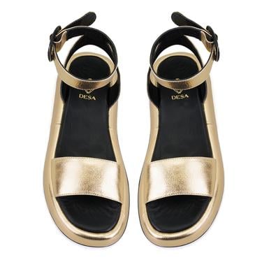  Kadın Altın Ayarlanabilir Tokalı Deri Sandalet