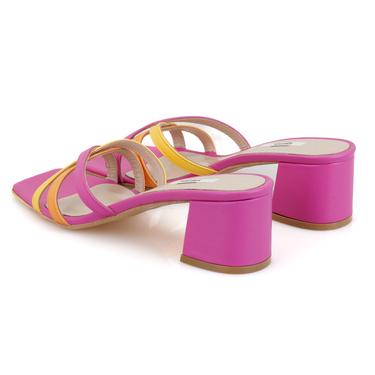  Kadın Pembe Topuklu Deri Terlik