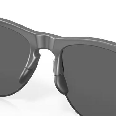 Oakley Frogskins Lite Erkek Siyah Gözlük