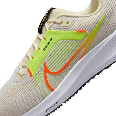  Nike Air Zoom Pegasus 40 Erkek Krem Rengi Spor Ayakkabı