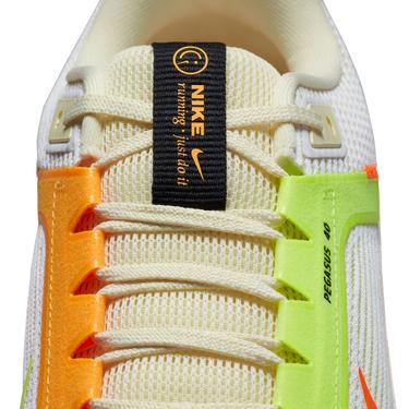  Nike Air Zoom Pegasus 40 Erkek Krem Rengi Spor Ayakkabı