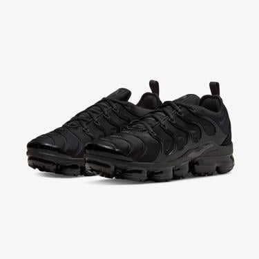  Nike Air Vapormax Plus Erkek Siyah Spor Ayakkabı