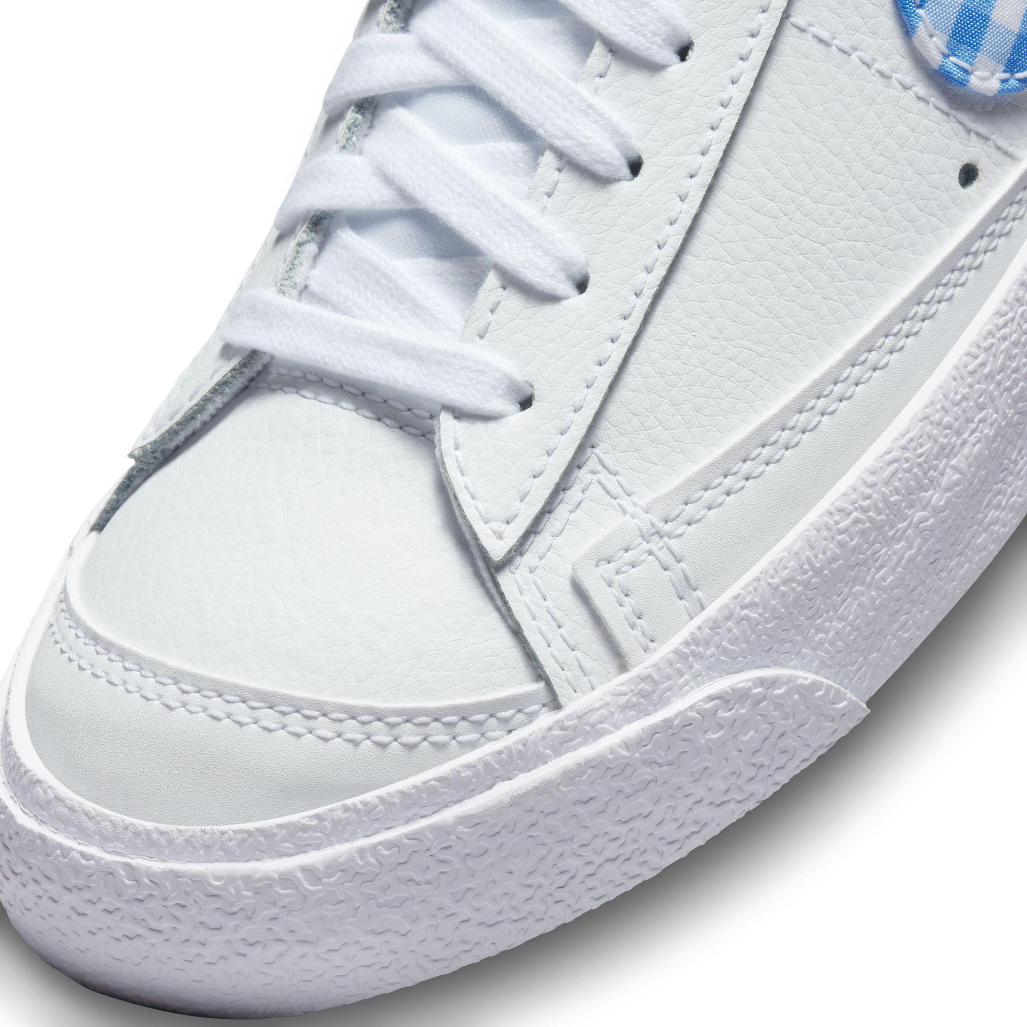 Nike Blazer Mid '77 Kadın Beyaz Spor Ayakkabı