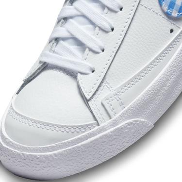  Nike Blazer Mid '77 Kadın Beyaz Spor Ayakkabı
