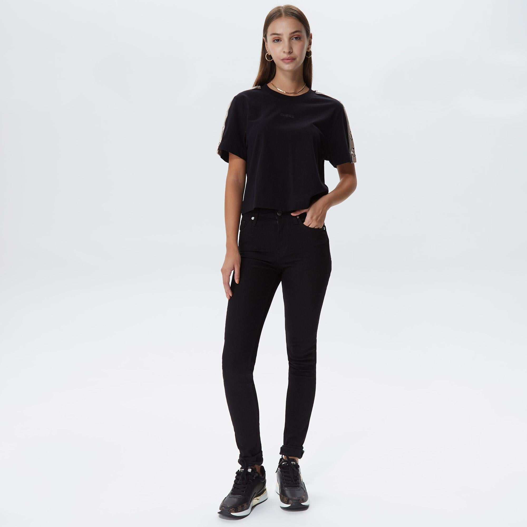 Guess Britney Kadın Siyah Crop T-Shirt