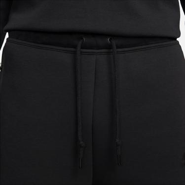  Nike Tech Fleece Erkek Siyah Şort