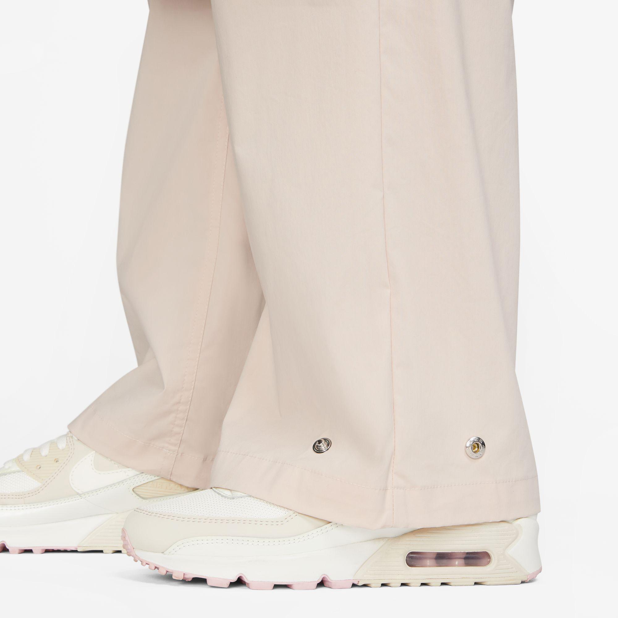 Nike Sportswear Collection Woven Trouser Kadın Krem Rengi Eşofman Altı