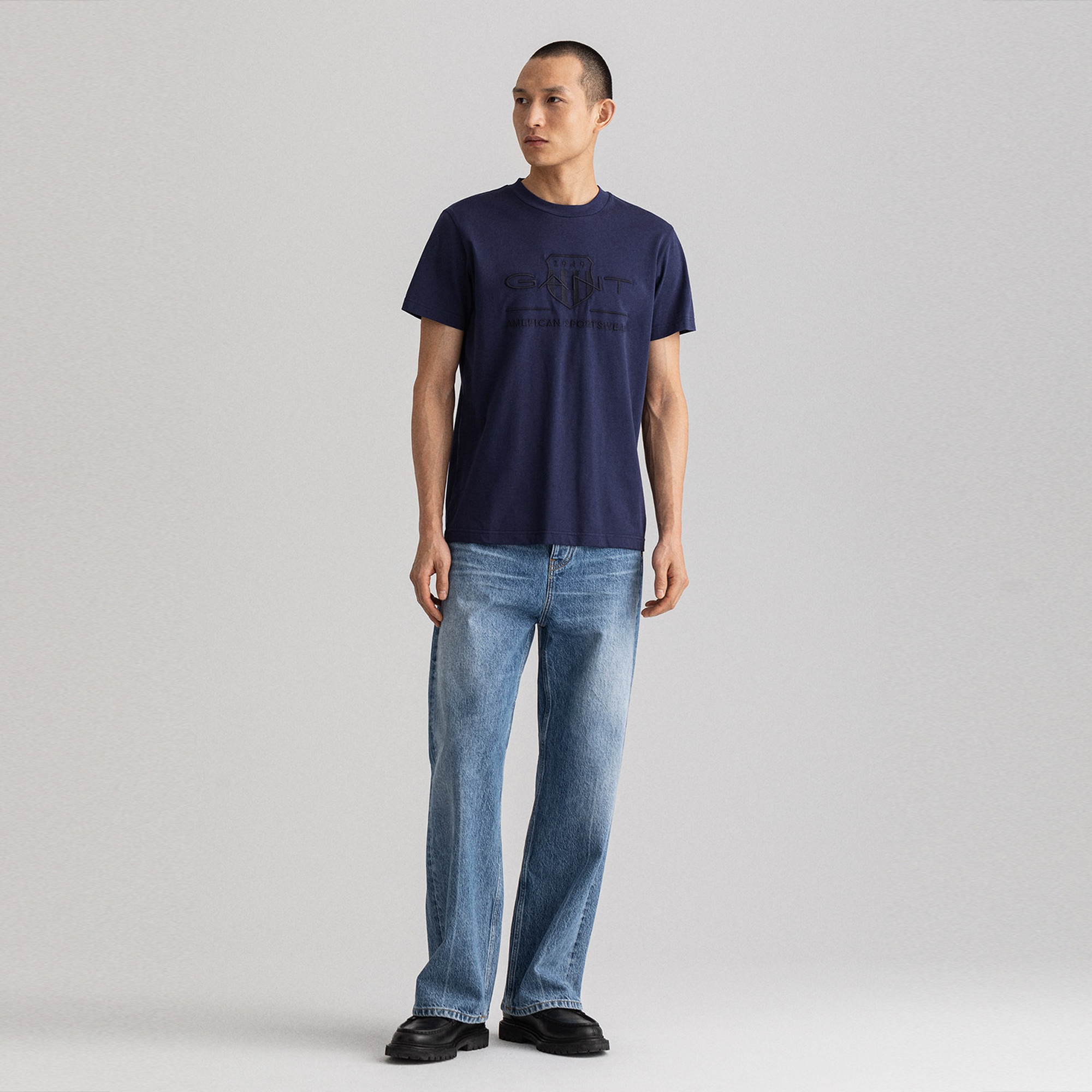 GANT Erkek Lacivert Regular Fit Bisiklet Yaka Logolu T-Shirt