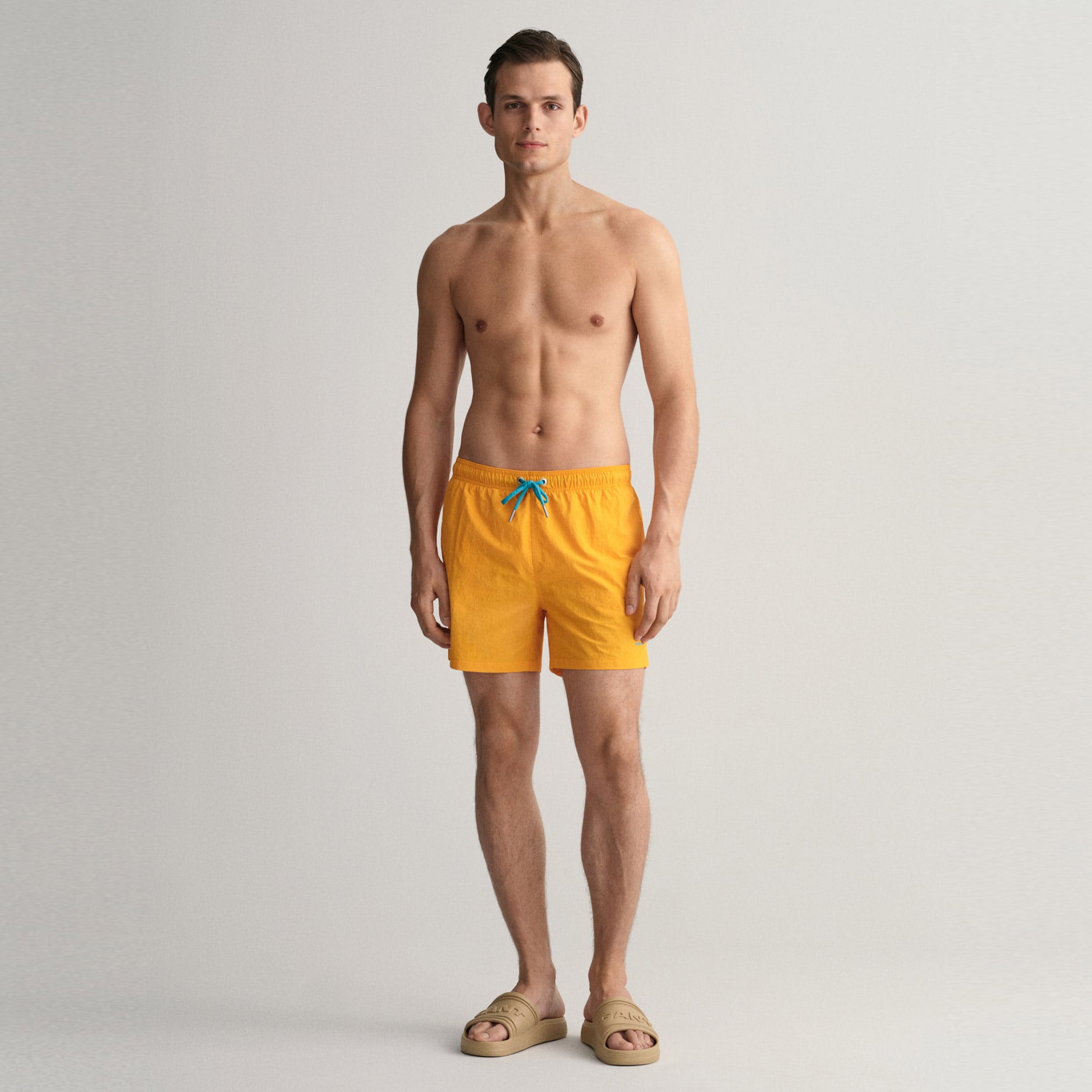  GANT Erkek Turuncu Classic Fit Mayo Şort