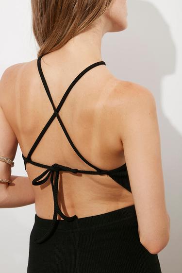  Triko Sırt Dekolte Büstiyer