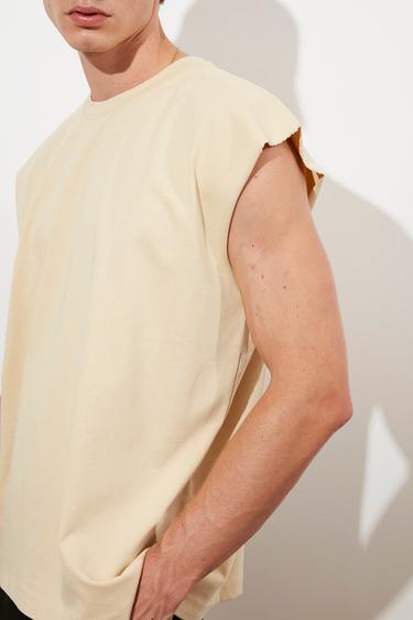  Kolsuz Oversize Tshirt