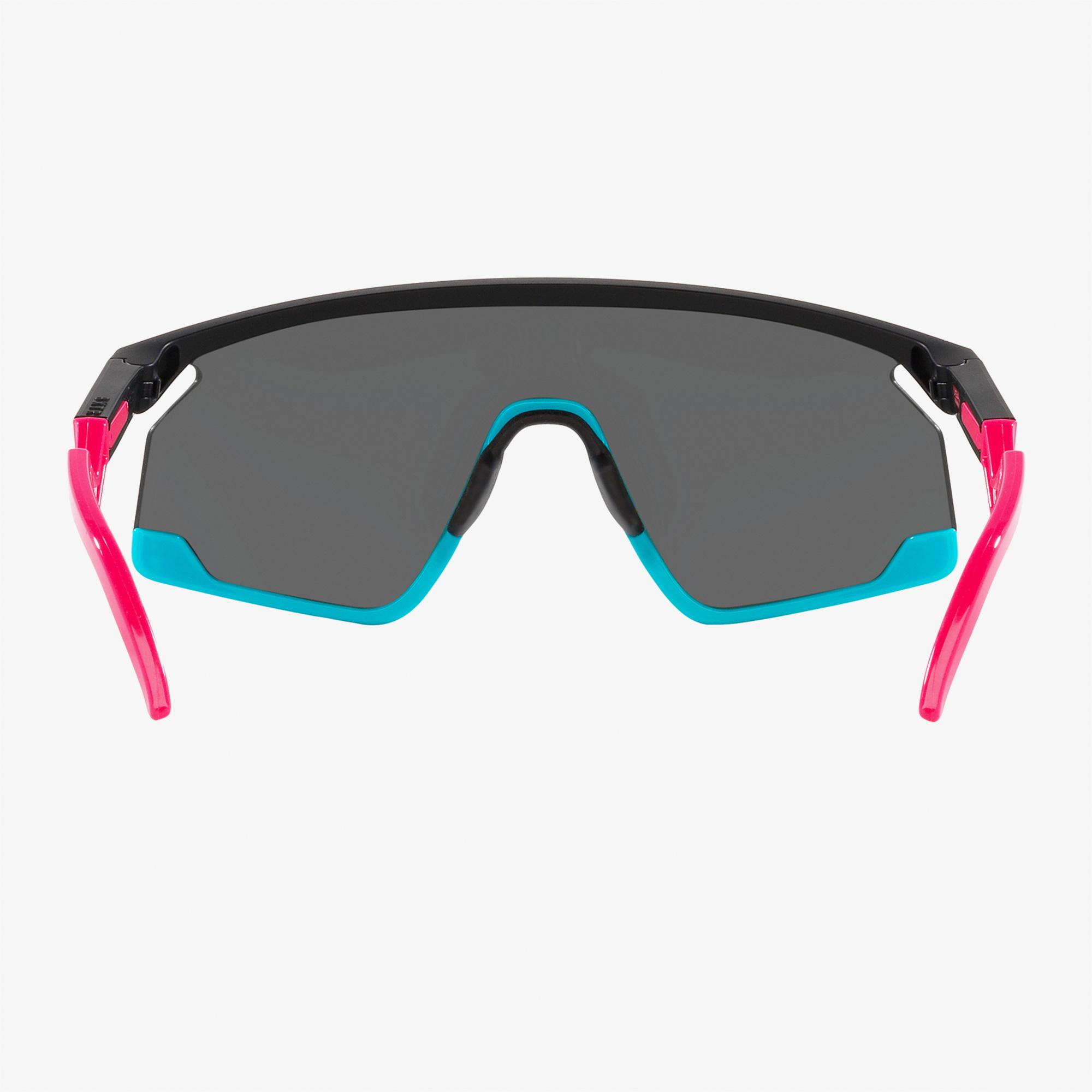 OAKLEY 0Ve2225 Unisex Siyah Güneş Gözlüğü