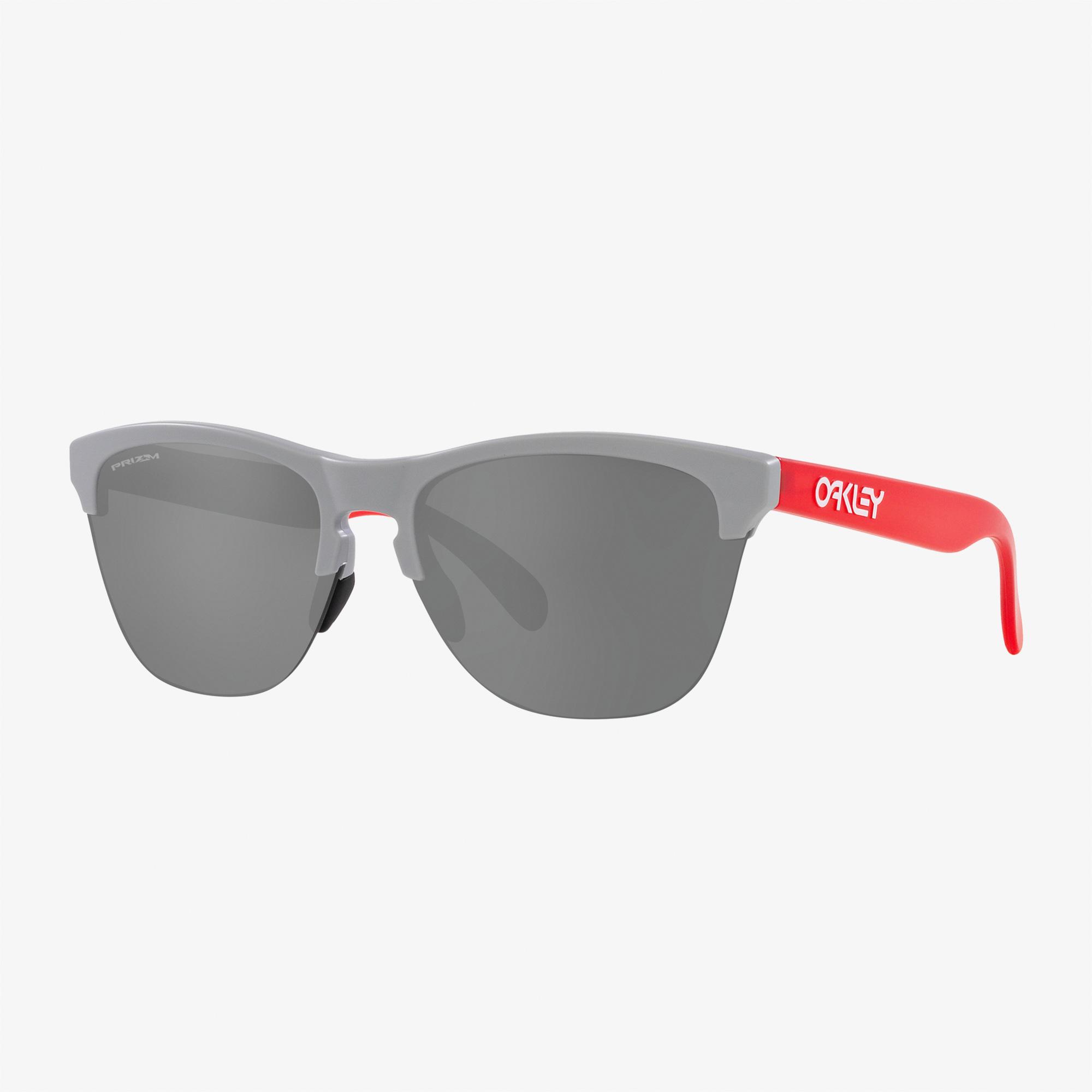 OAKLEY 0Ve2226 Erkek Kırmızı Güneş Gözlüğü