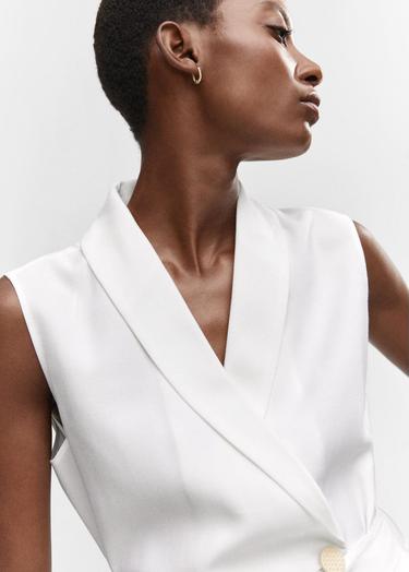  Mango Kadın Anvelop Kesimli Düğmeli Elbise Beyaz