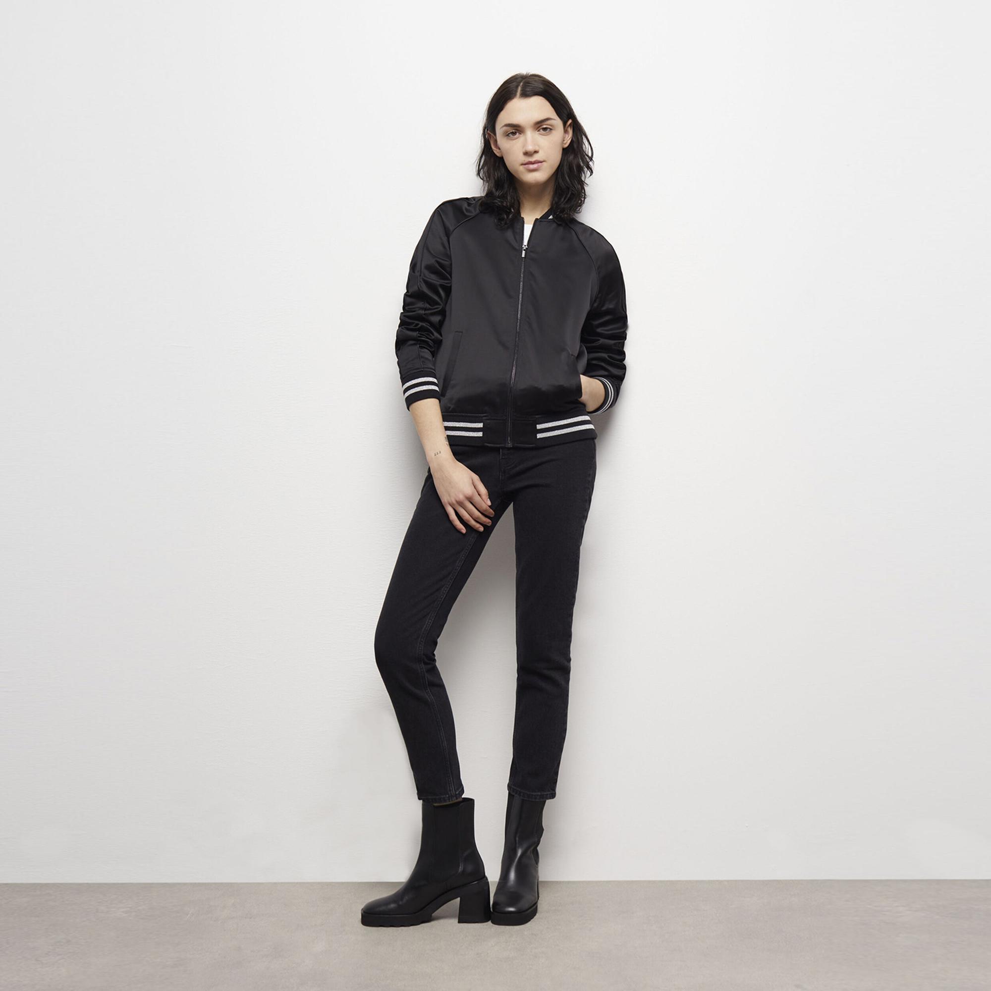 KADIN SİYAH SATEN BOMBER CEKET