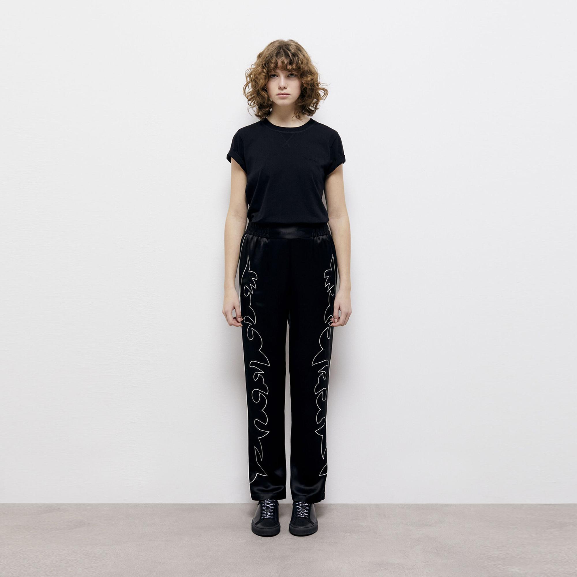 KADIN İŞLEMELİ SİYAH PANTOLON