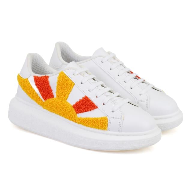  Kadın Beyaz Spor Ayakkabı