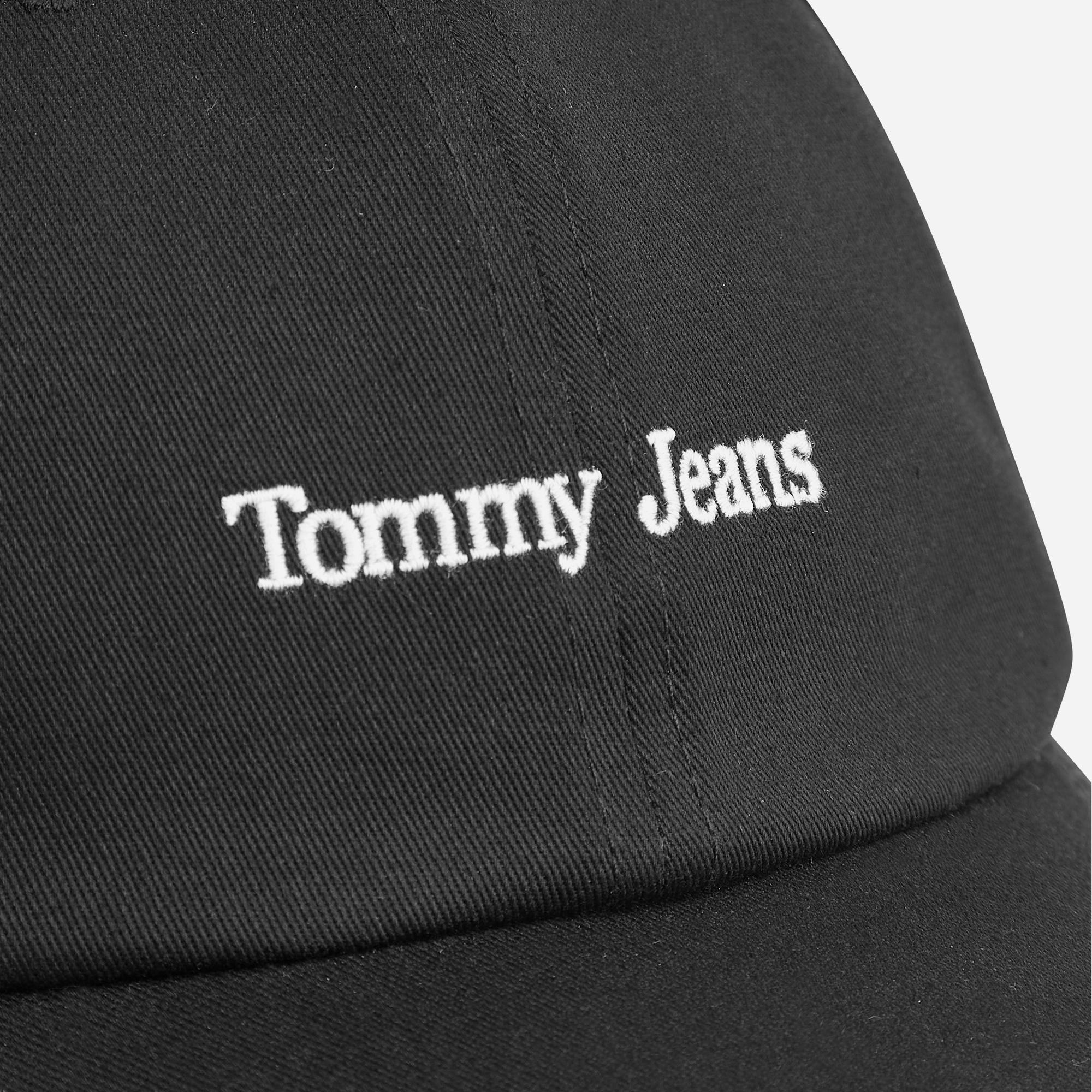 Tommy Hilfiger Kadın Siyah Şapka