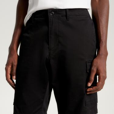 Tommy Hilfiger Erkek Siyah Şort