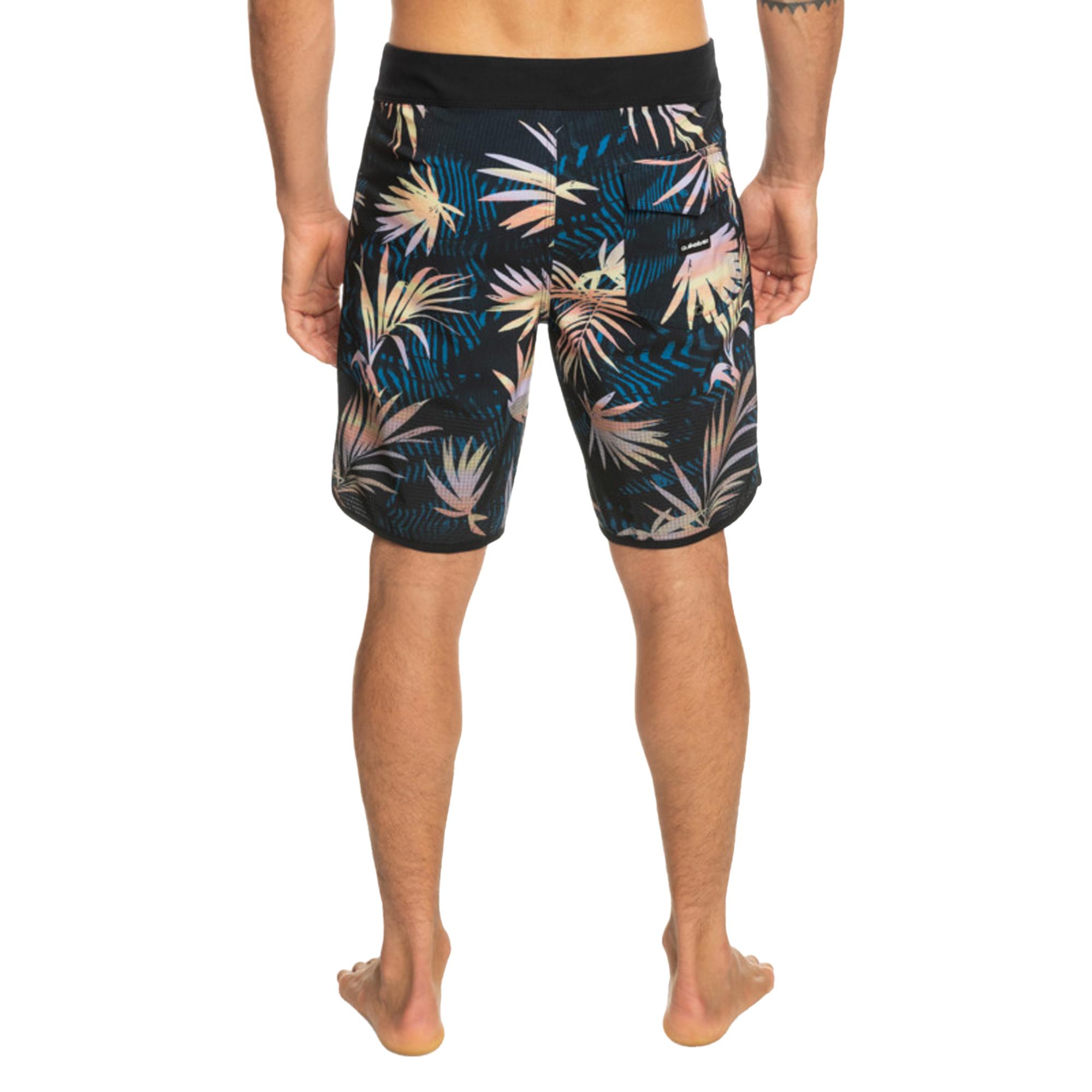 Quiksilver Highlite Scallop 19 Erkek Siyah Boardshort