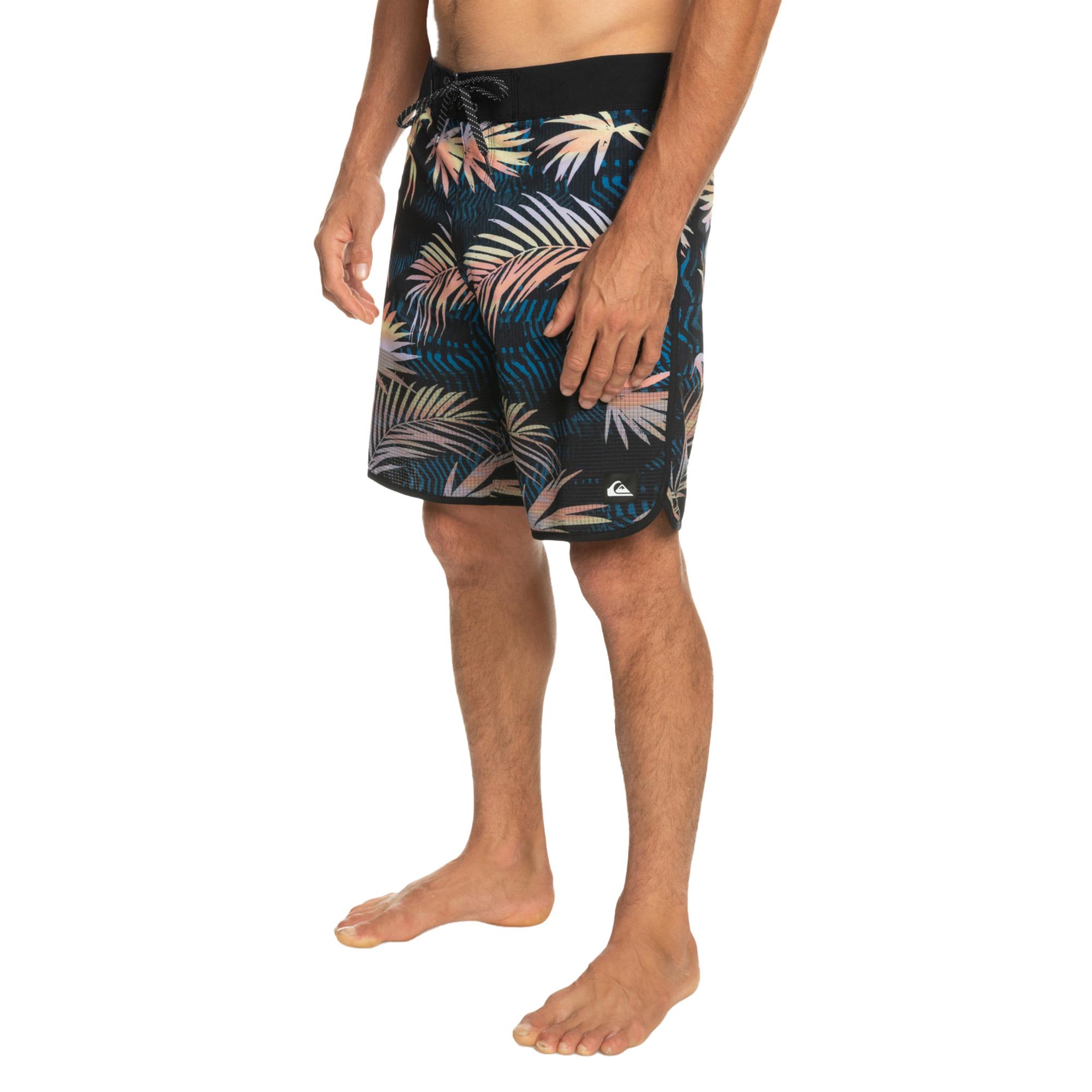 Quiksilver Highlite Scallop 19 Erkek Siyah Boardshort