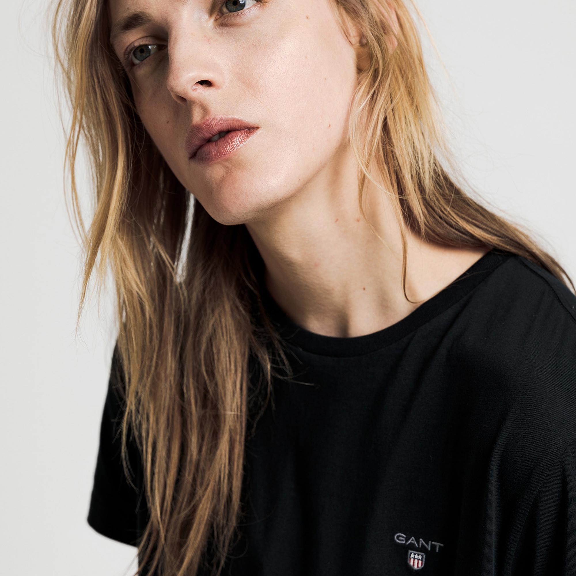 GANT Erkek Siyah Regular Fit Bisiklet Yaka T-Shirt